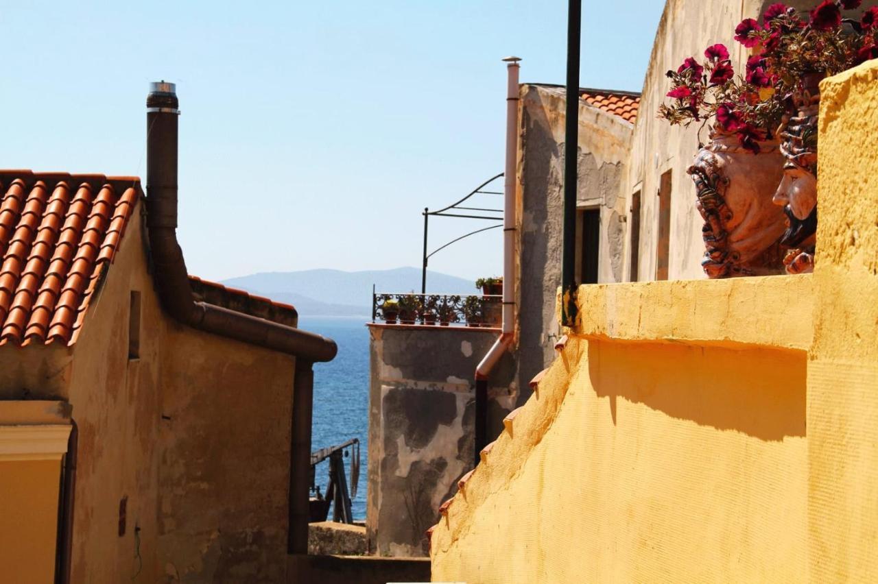 Casa Vacanza Il Campanile Alghero Exterior photo